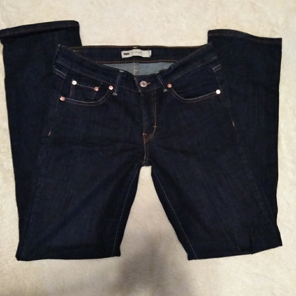 Levi's 518 straight leg